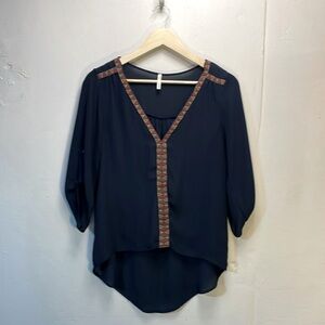 #0004 Navy Blouse Aztec Accent Trim
